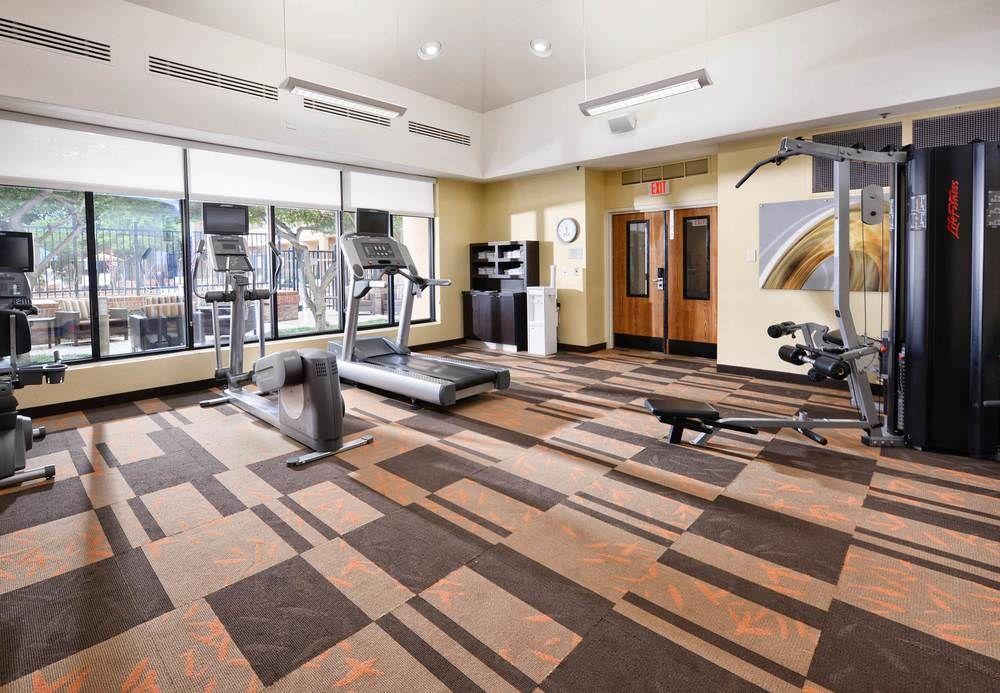 Courtyard By Marriott Dallas Richardson At Spring Valley Buitenkant foto