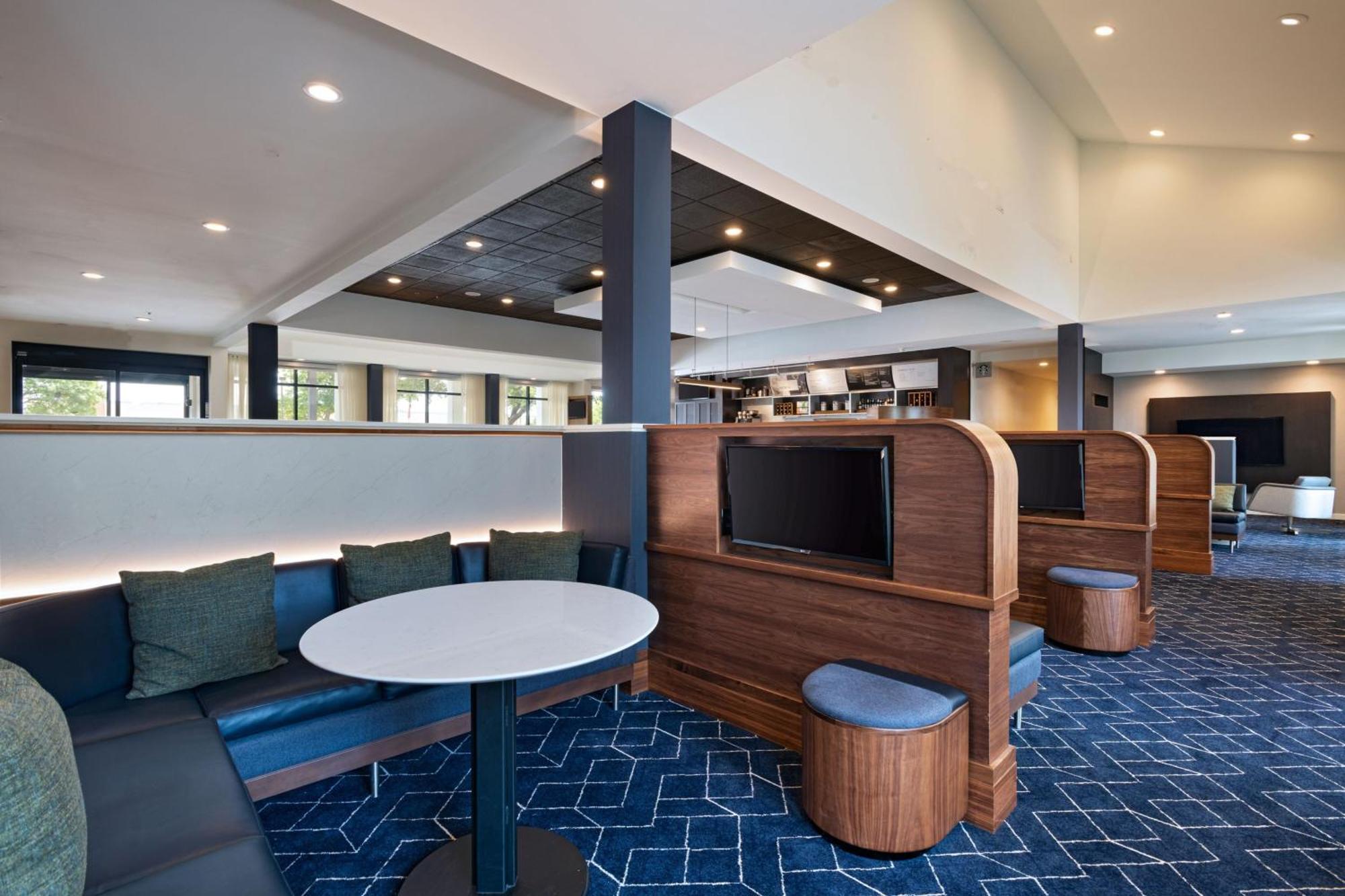 Courtyard By Marriott Dallas Richardson At Spring Valley Buitenkant foto