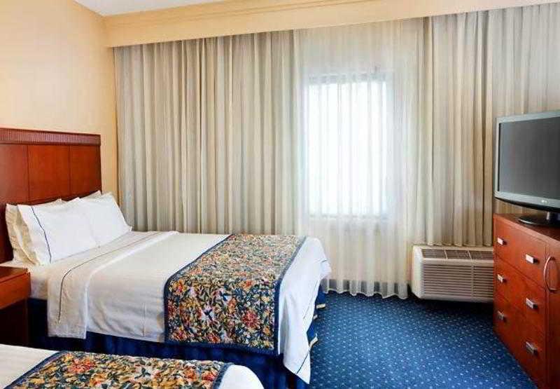 Courtyard By Marriott Dallas Richardson At Spring Valley Kamer foto