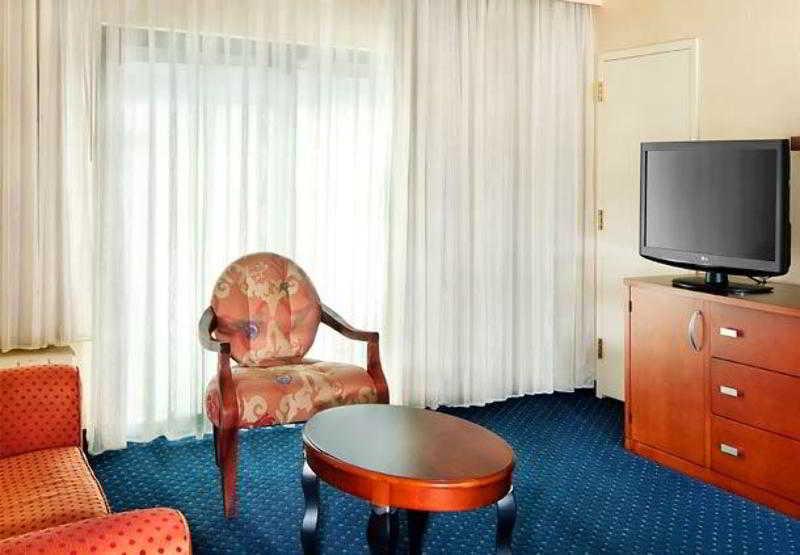 Courtyard By Marriott Dallas Richardson At Spring Valley Kamer foto